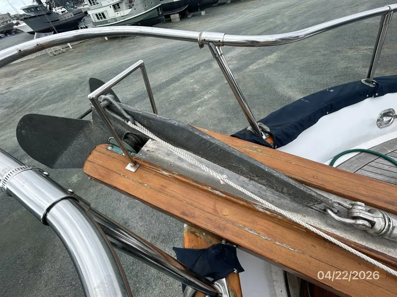 Slide: The Image of 49' DeFever anchor - 6061902