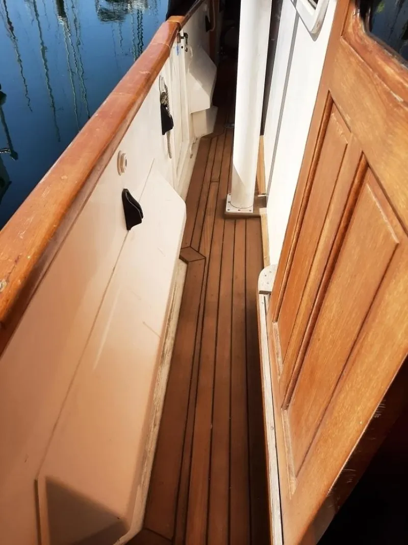 Slide: The Image of 49' DeFever starboard side deck2 - 6062493