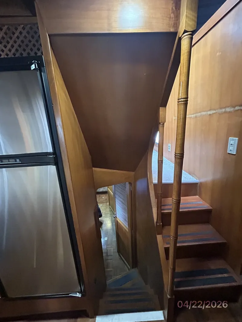 Slide: The Image of 49' DeFever plan B companionway1 - 6062114