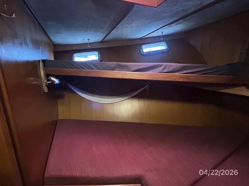 Slide: The Image of 49' DeFever guest stateroom port - 6062018