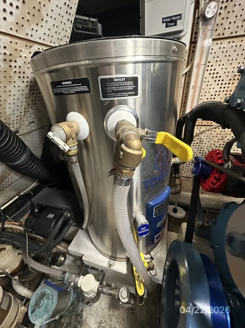 Slide: The Image of 49' DeFever water heater - 6062161