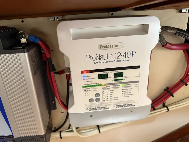 Slide: The Image of Allied XL-2 1981 - 6062949