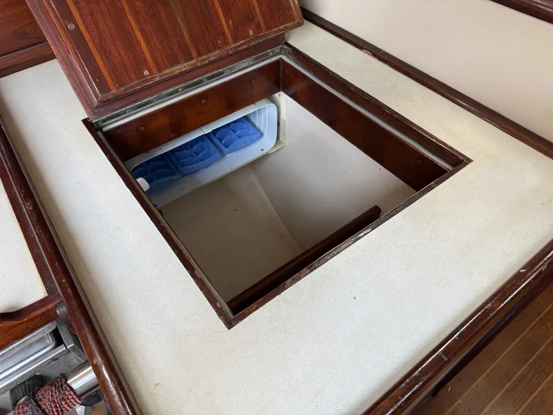 Slide: The Image of Allied XL-2 1981 - 6062960