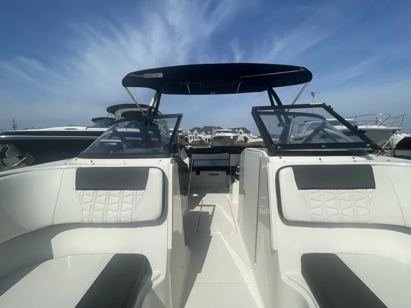 Slide: The Image of Bayliner VR6 Bowrider I/O 2019 - 6062736