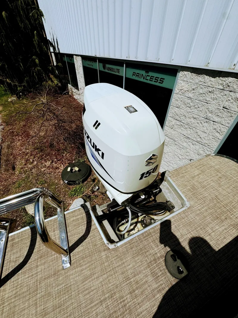 Slide: The Image of Misty Harbor 2385 Skye SL 2016 - 6062788