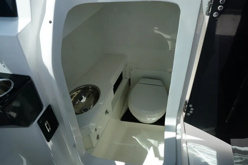Slide: The Image of 2023 27 Blackfin 272 DC Head Compartment (2) - 6090246