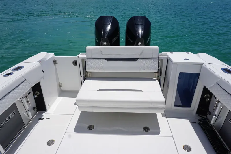 Slide: The Image of 2023 27 Blackfin 272 DC Cockpit (2) - 6090257