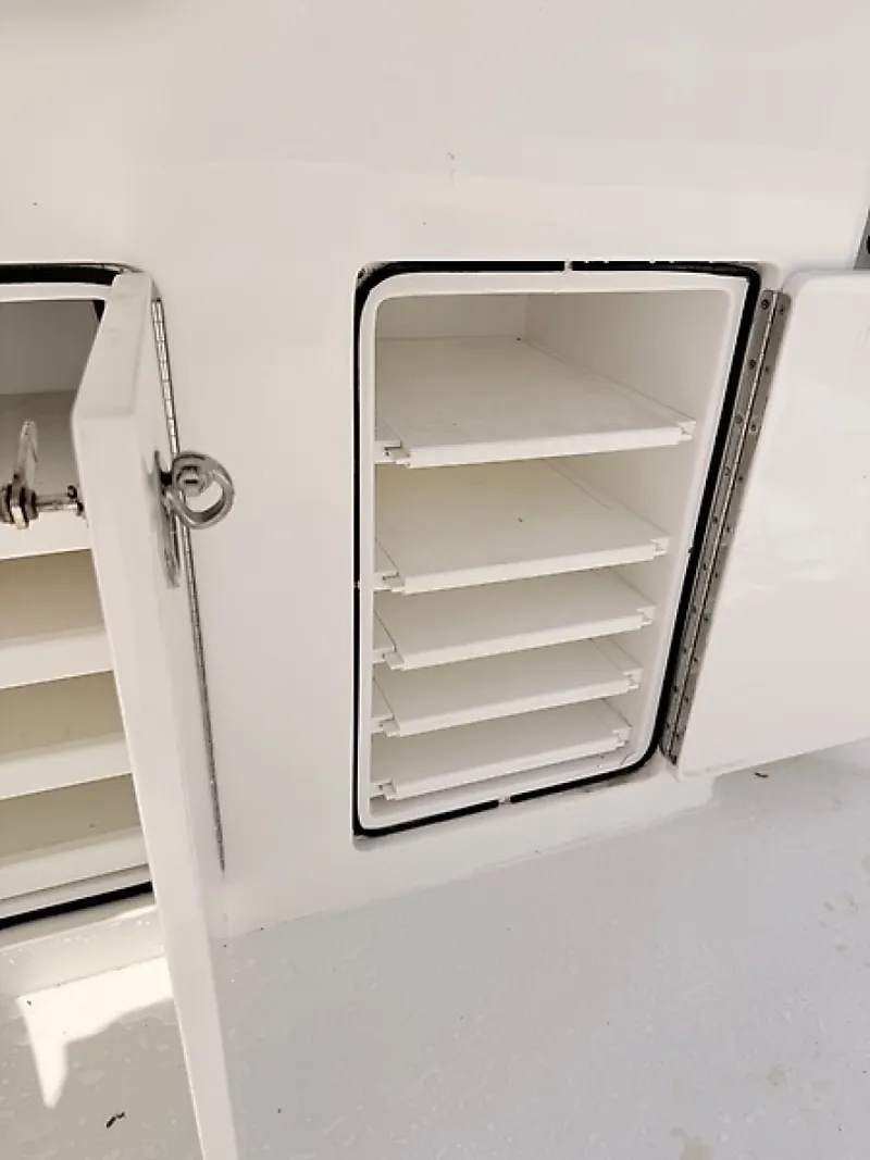 Slide: The Image of 0005665126 - 6063144