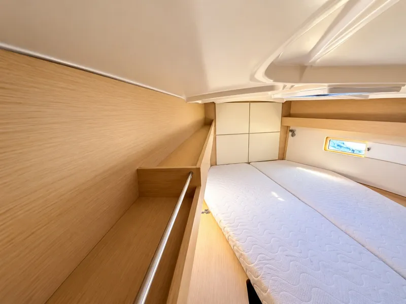 Slide: The Image of Beneteau 40.1 2022 - 8034379