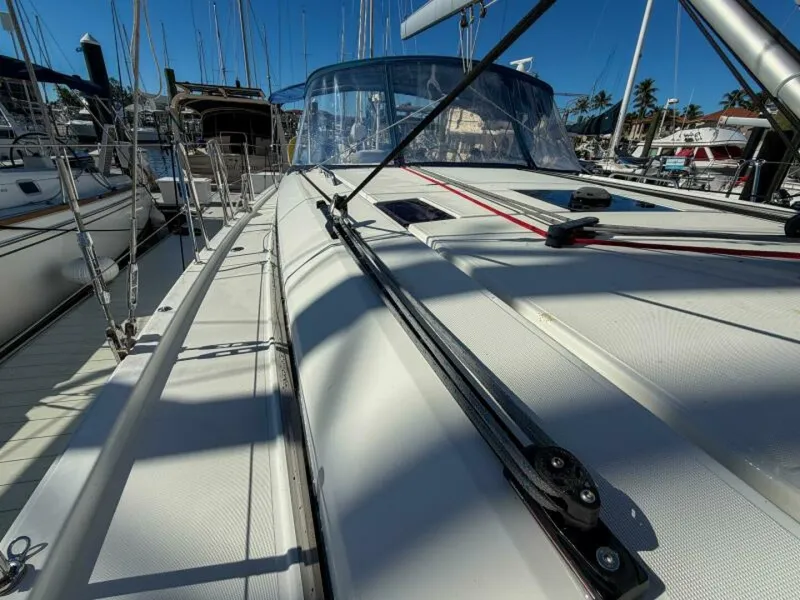 Slide: The Image of Beneteau 40.1 2022 - 6063347