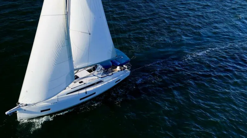 Slide: The Image of Beneteau 40.1 2022 - 6063386