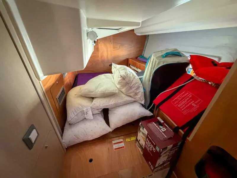 Slide: The Image of Beneteau 40.1 2022 - 6063268