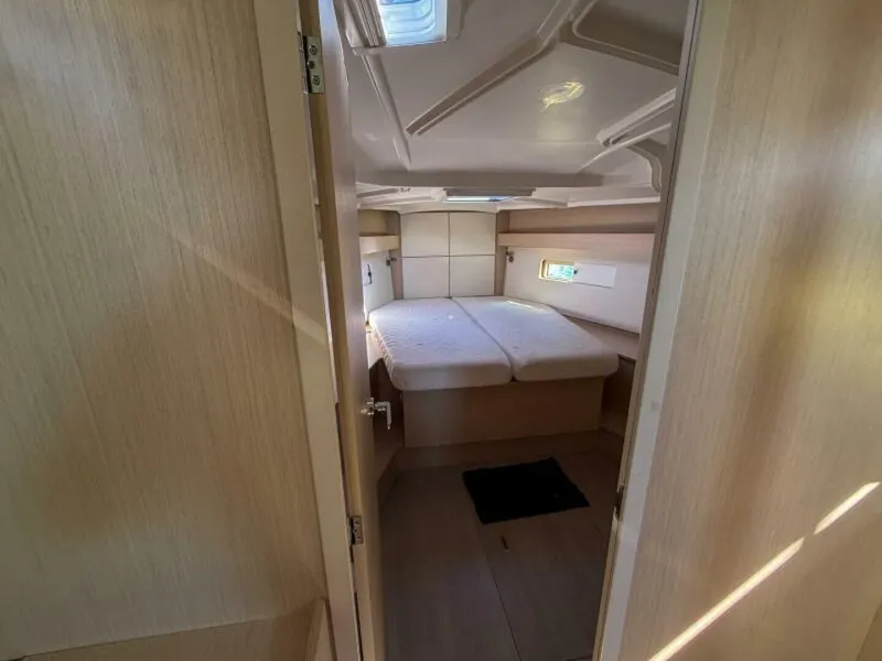 Slide: The Image of Beneteau 40.1 2022 - 6063251