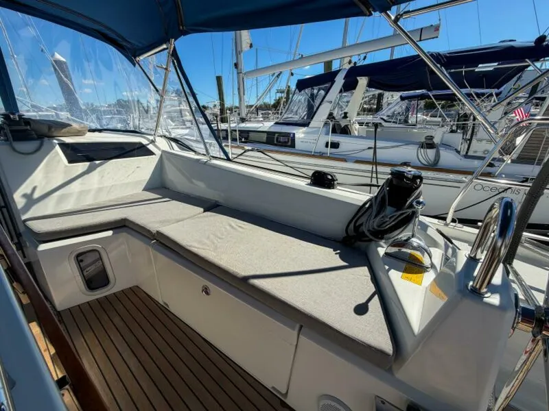 Slide: The Image of Beneteau 40.1 2022 - 6063333