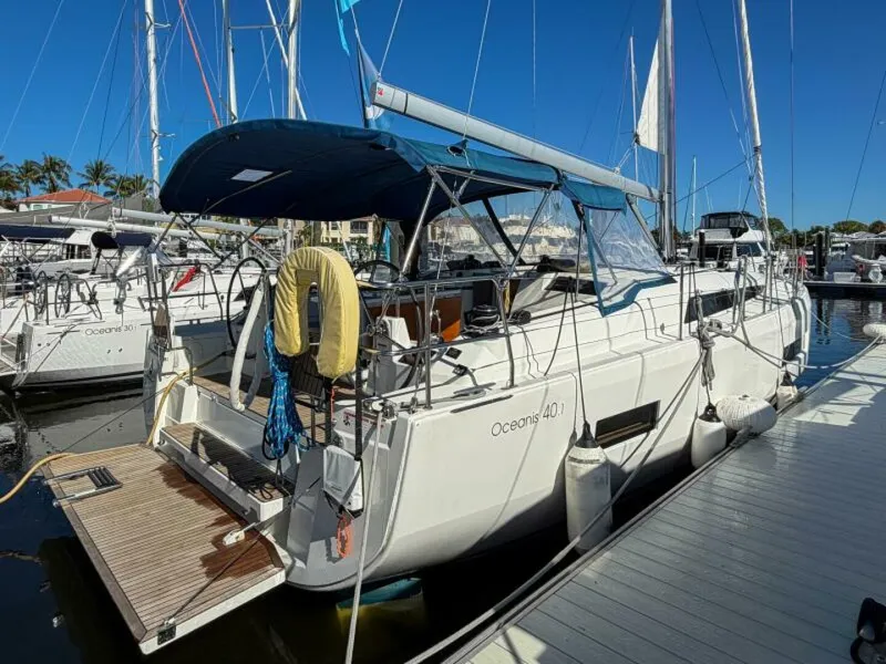 Slide: The Image of Beneteau 40.1 2022 - 6063335