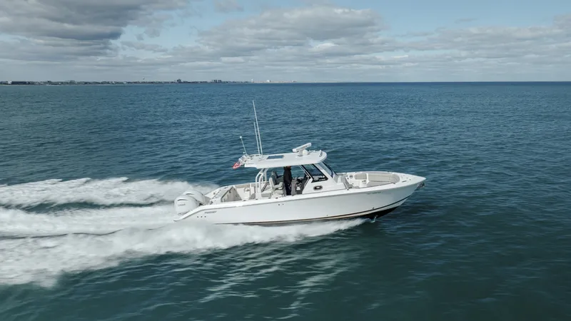 Slide: The Image of Pursuit 328S Sport 2022 - 6063463