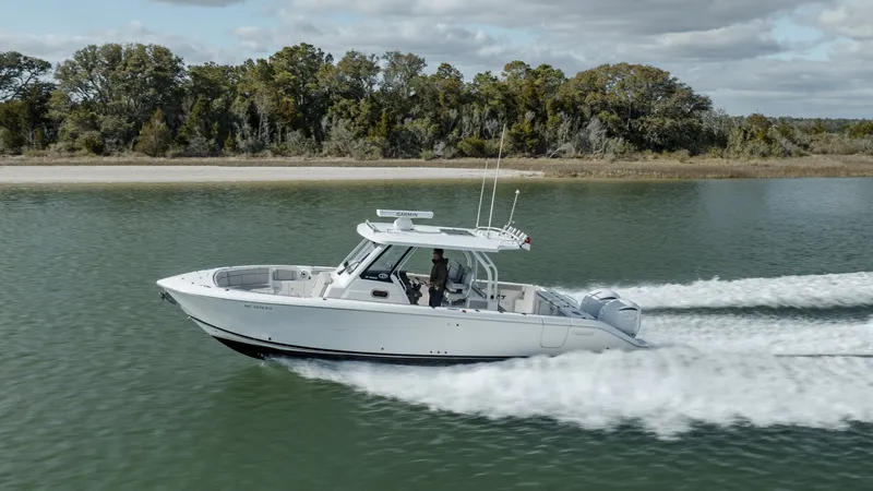 Slide: The Image of Pursuit 328S Sport 2022 - 6063471