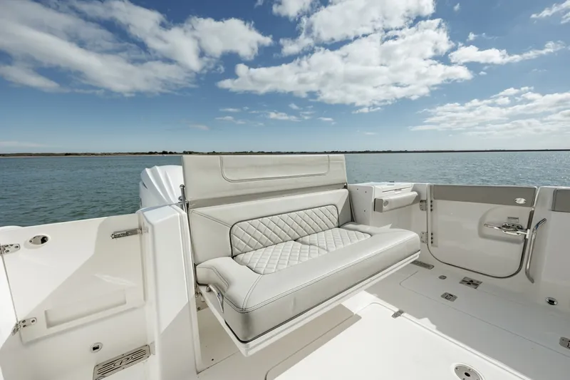 Slide: The Image of Pursuit 328S Sport 2022 - 6063419