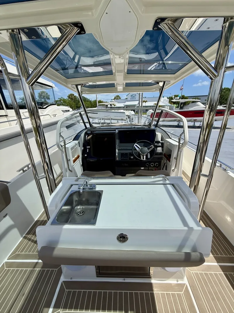 Slide: The Image of Nimbus T9 - Zulu 2023 Nimbus T9 - Zulu - 6064356