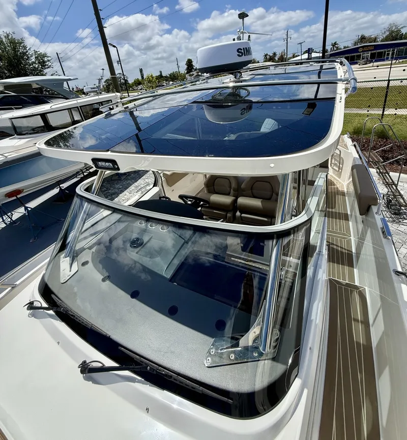 Slide: The Image of Nimbus T9 - Zulu 2023 Nimbus T9 - Zulu - 6064366