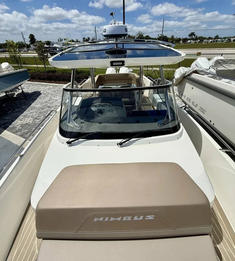 Slide: The Image of Nimbus T9 - Zulu 2023 Nimbus T9 - Zulu - 7655119