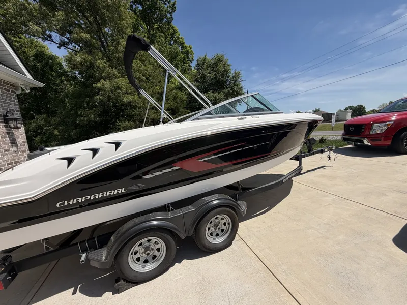 Slide: The Image of Chaparral 21 SSi 2022 - 6064034