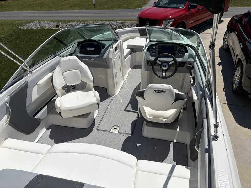 Slide: The Image of Chaparral 21 SSi 2022 - 6064036