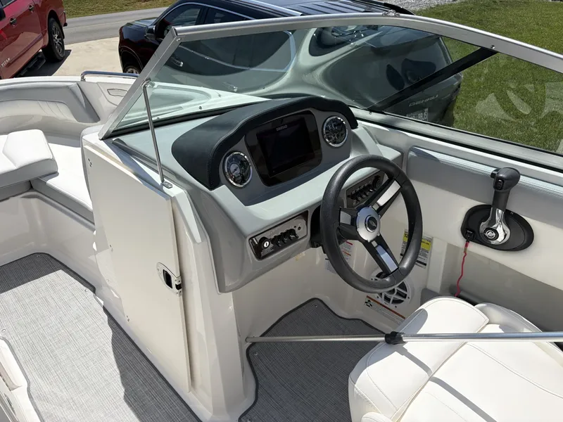 Slide: The Image of Chaparral 21 SSi 2022 - 6064091