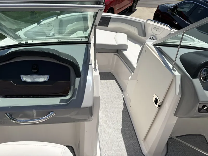 Slide: The Image of Chaparral 21 SSi 2022 - 6064093