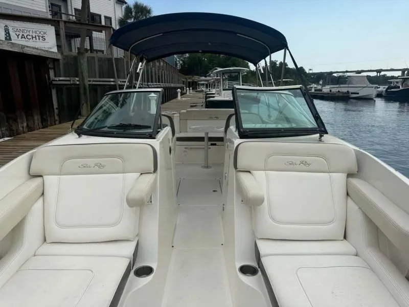 Slide: The Image of Sea Ray 260 Sundeck 2012 - 6064106
