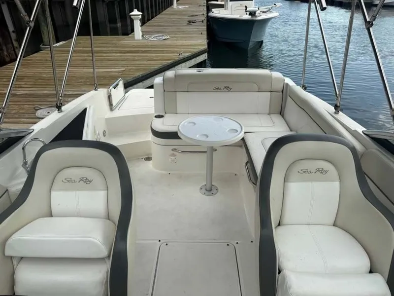 Slide: The Image of Sea Ray 260 Sundeck 2012 - 6064101
