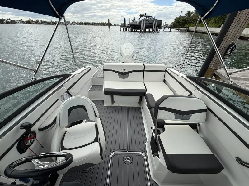 Slide: The Image of Monterey 20 2020 - 6064296