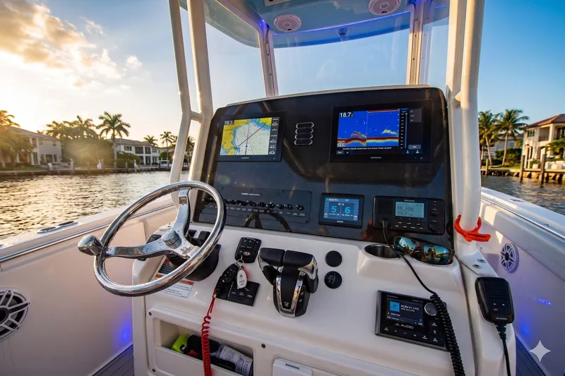 Slide: The Image of Cobia 280 Center Console 2023 - 6064522
