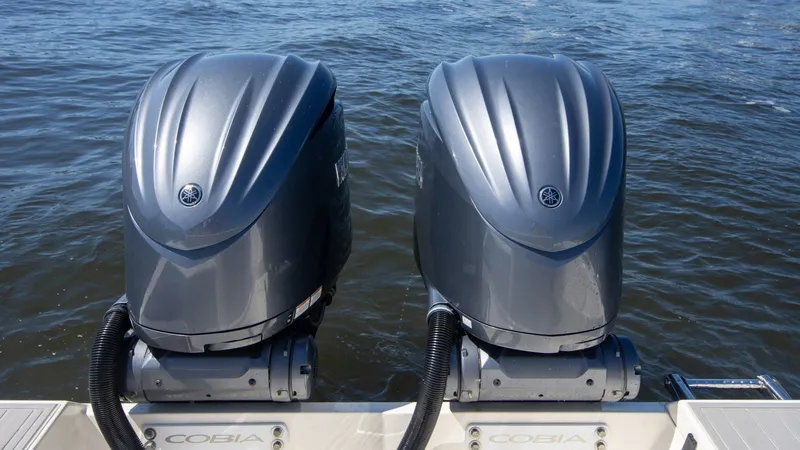 Slide: The Image of Cobia 280 Center Console 2023 - 6064535