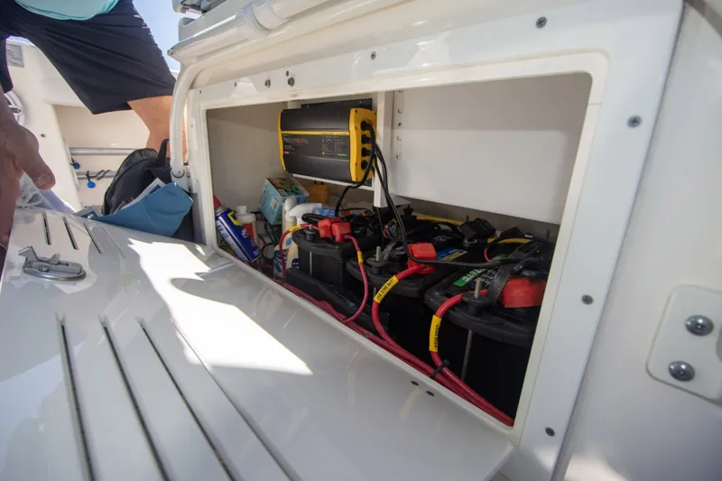 Slide: The Image of Cobia 280 Center Console 2023 - 6064536