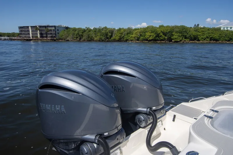 Slide: The Image of Cobia 280 Center Console 2023 - 6064511