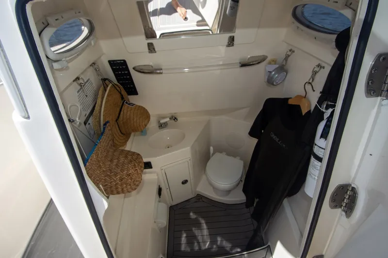 Slide: The Image of Cobia 280 Center Console 2023 - 6064514