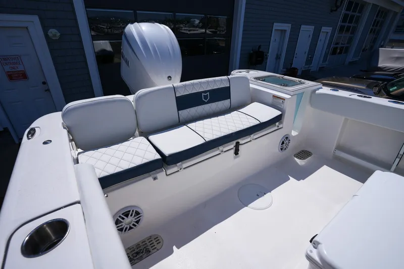 Slide: The Image of Sea Fox 248 Commander 2027 - 6391140