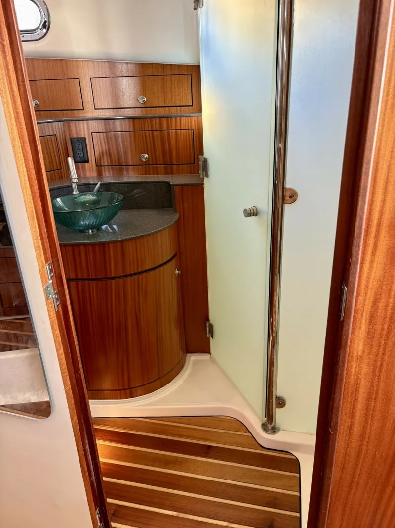 Slide: The Image of Pursuit 38 SALTY SUSEA - Head - 6064768