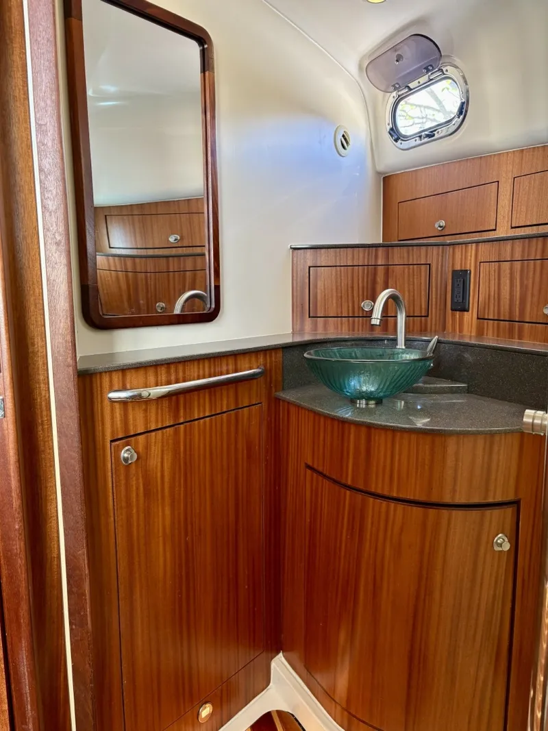 Slide: The Image of Pursuit 38 SALTY SUSEA - Head - 6064767