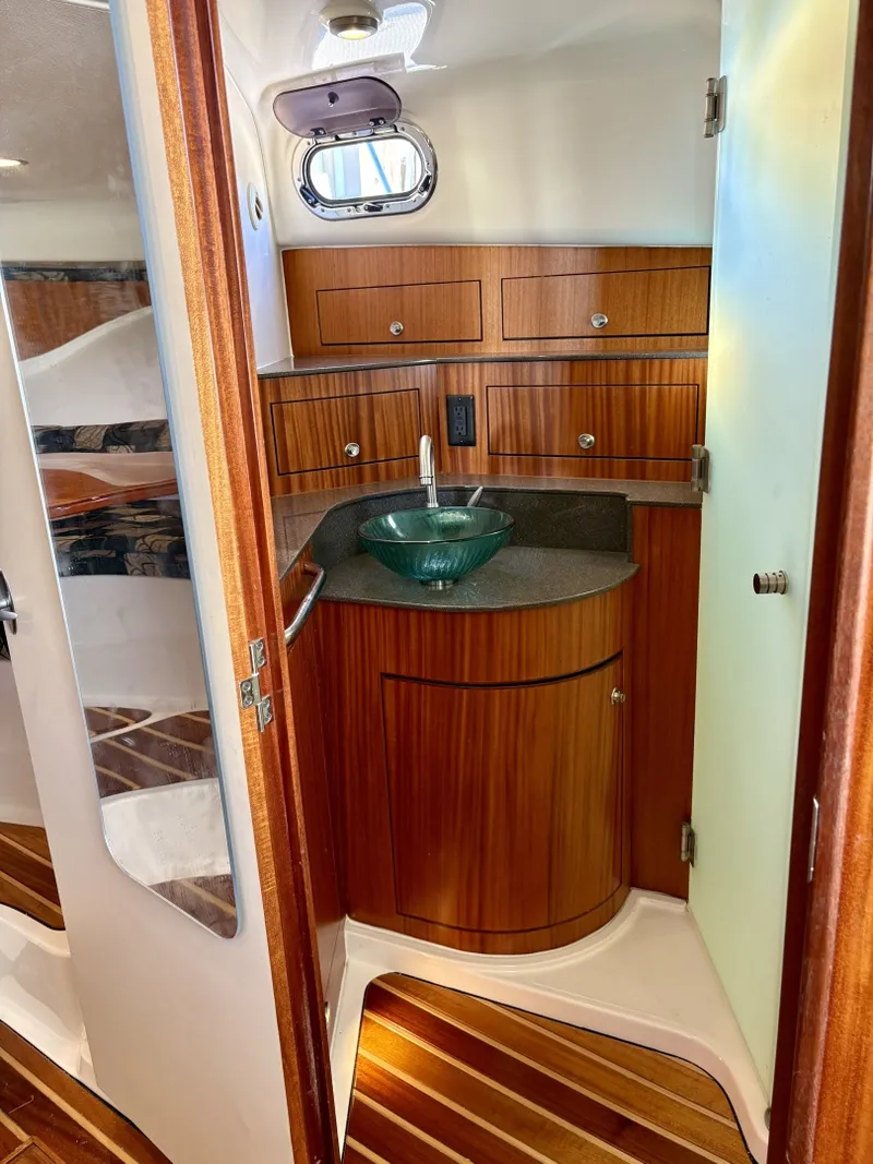 Slide: The Image of Pursuit 38 SALTY SUSEA - Head - 6064763