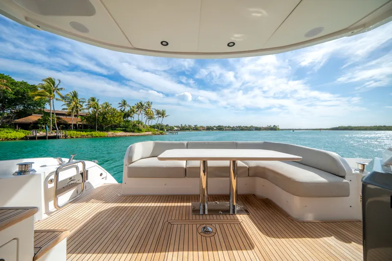 Slide: The Image of Azimut 53 FLY 2024 - 6065054