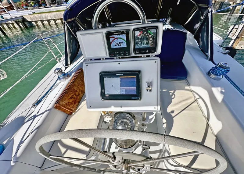 Slide: The Image of Catalina 320 1996 - 6066937