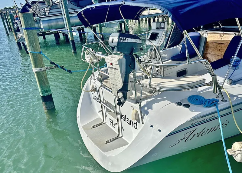 Slide: The Image of Catalina 320 1996 - 6066939