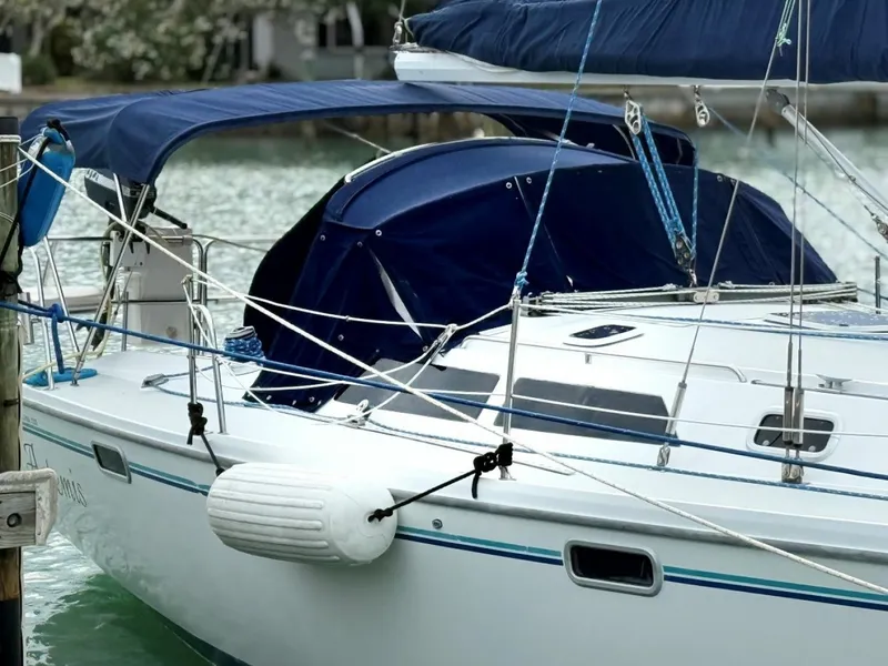 Slide: The Image of Catalina 320 1996 - 6203525