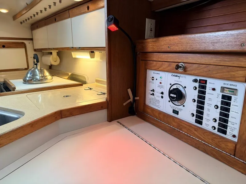 Slide: The Image of Catalina 320 1996 - 6203528