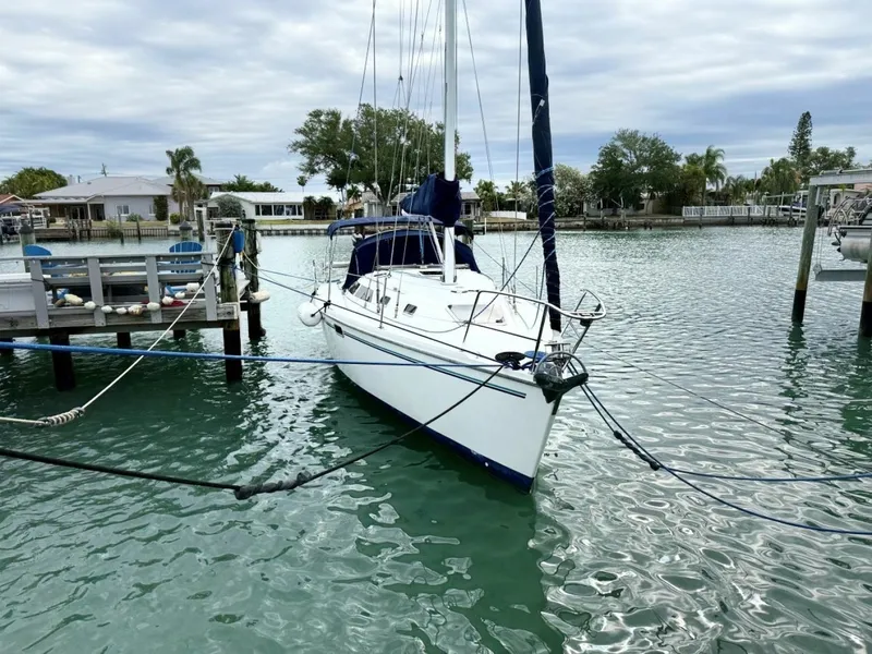 Slide: The Image of Catalina 320 1996 - 6203546