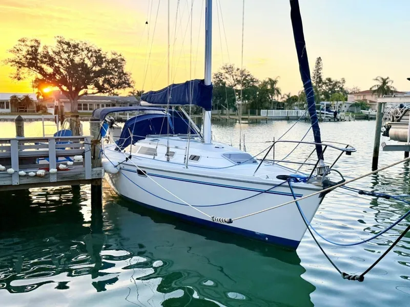 Slide: The Image of Catalina 320 1996 - 6203547