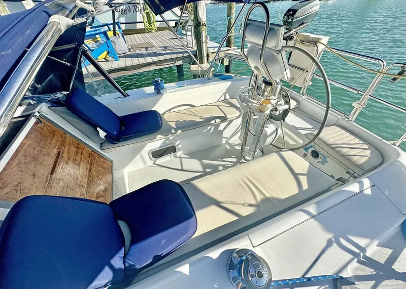Slide: The Image of Catalina 320 1996 - 6066927