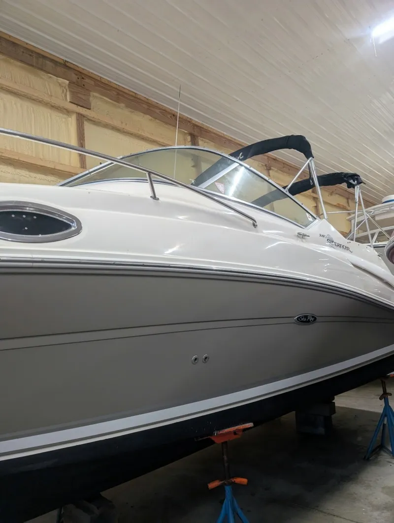 Slide: The Image of Sea Ray 240 Sundancer 2006 - 6065118